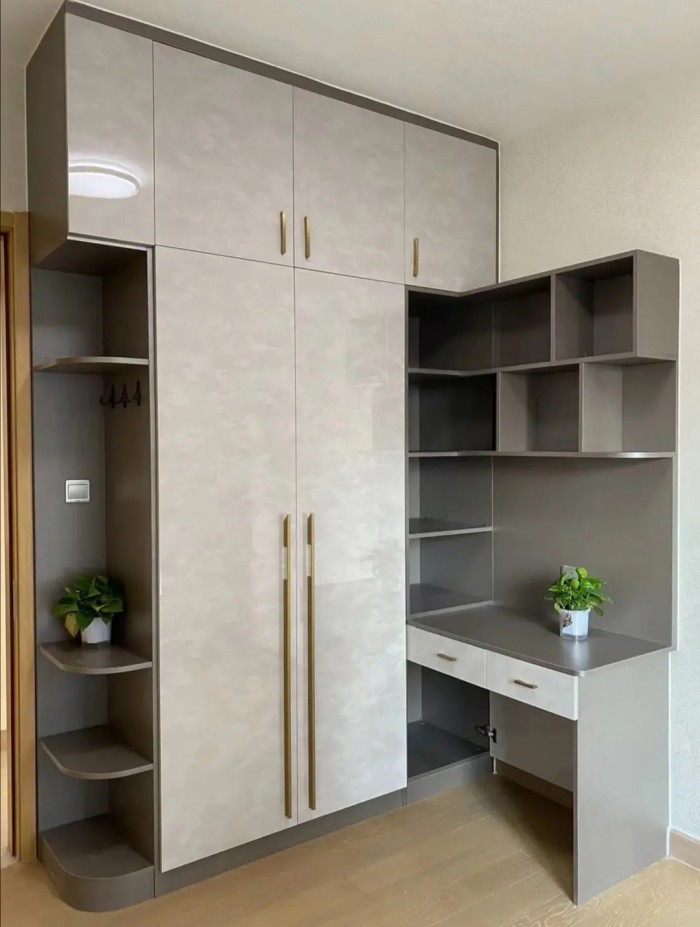 Diamond Edge Processed Acrylic Door Panels Diamond Edge Processed Acrylic Door Panels